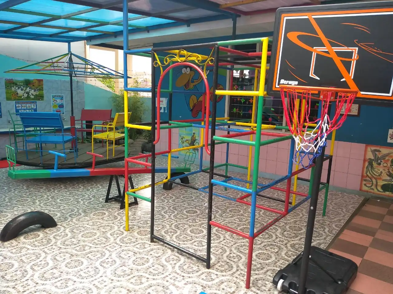 Area Bermain Outdoor