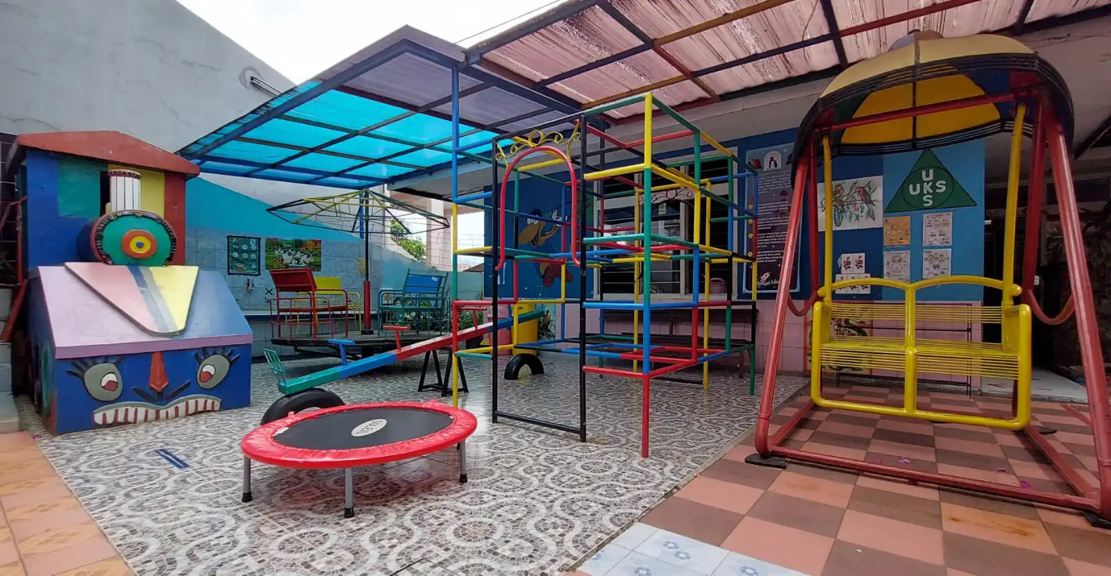 Area Bermain Outdoor